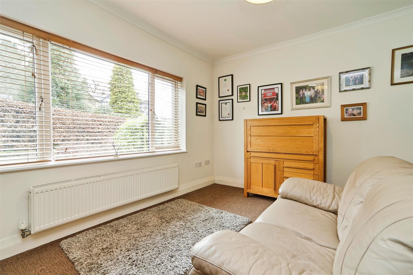 6 bed detached house for sale in Ghyll Wood Drive, Bingley, BD16 1NF  - Property Image 10