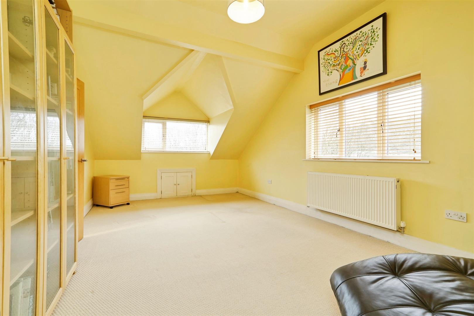 6 bed detached house for sale in Ghyll Wood Drive, Bingley, BD16 1NF  - Property Image 20