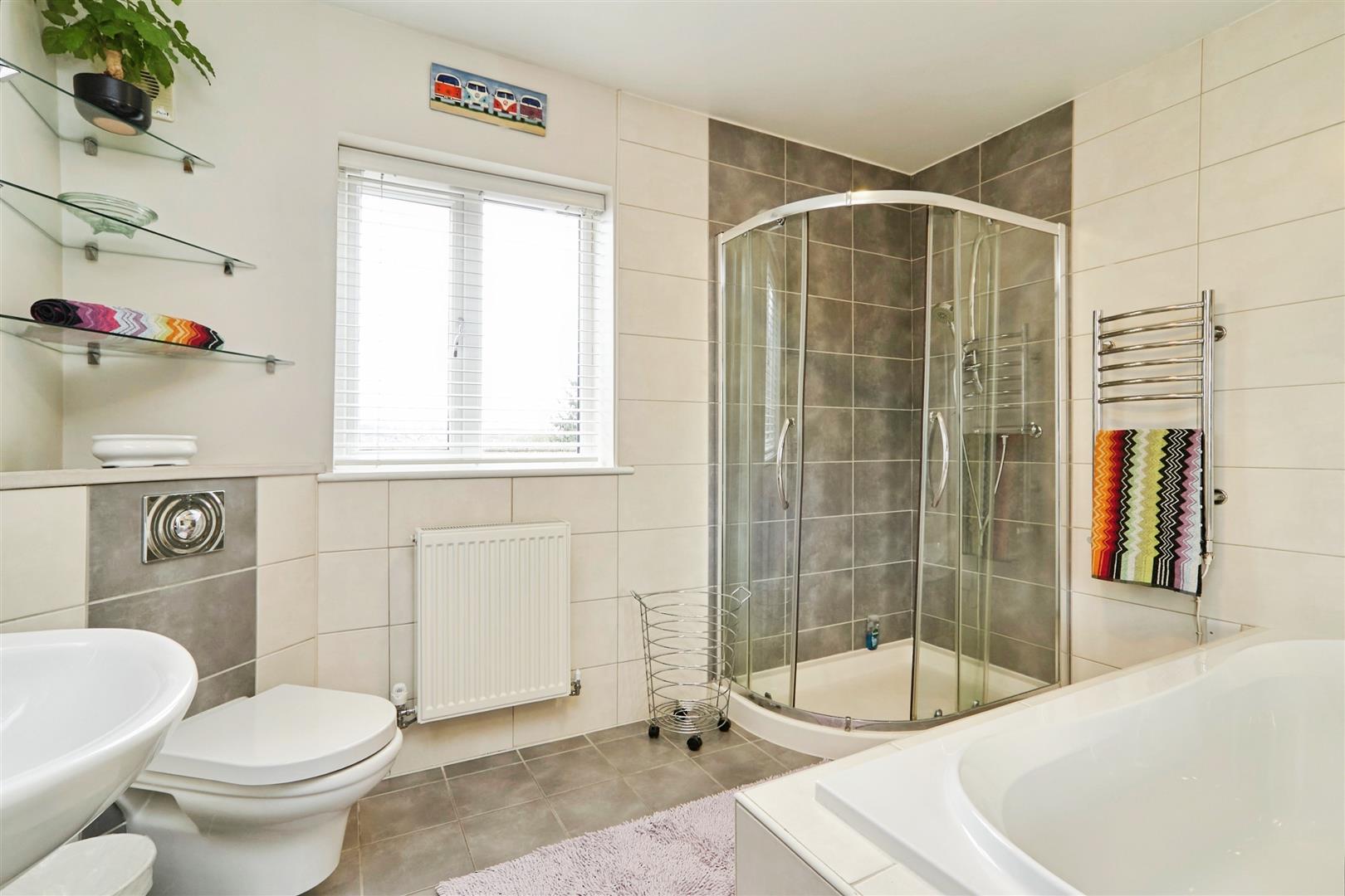 6 bed detached house for sale in Ghyll Wood Drive, Bingley, BD16 1NF 17