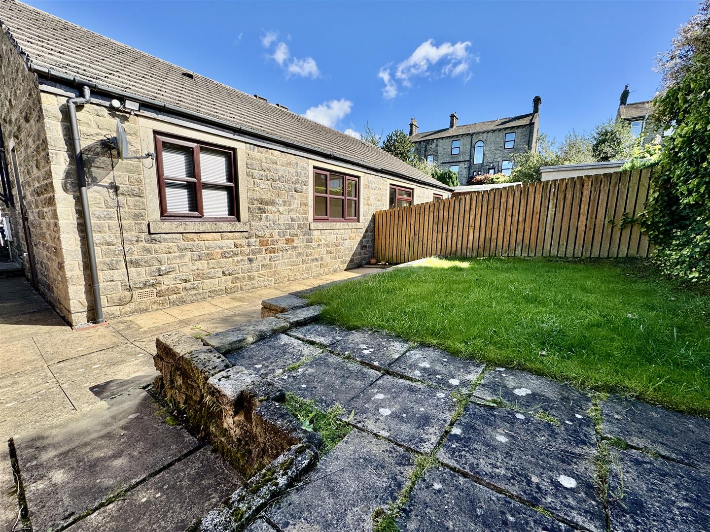 2 bed semi-detached bungalow for sale in Mill Croft, Cowling, Keighley, BD22 0AJ  - Property Image 8