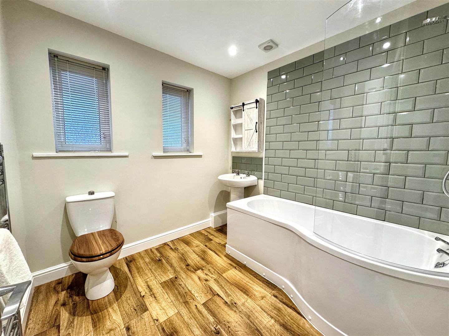 3 bed terraced house to rent in Windsor Crescent, Oakworth, Keighley, BD22 7PQ  - Property Image 8