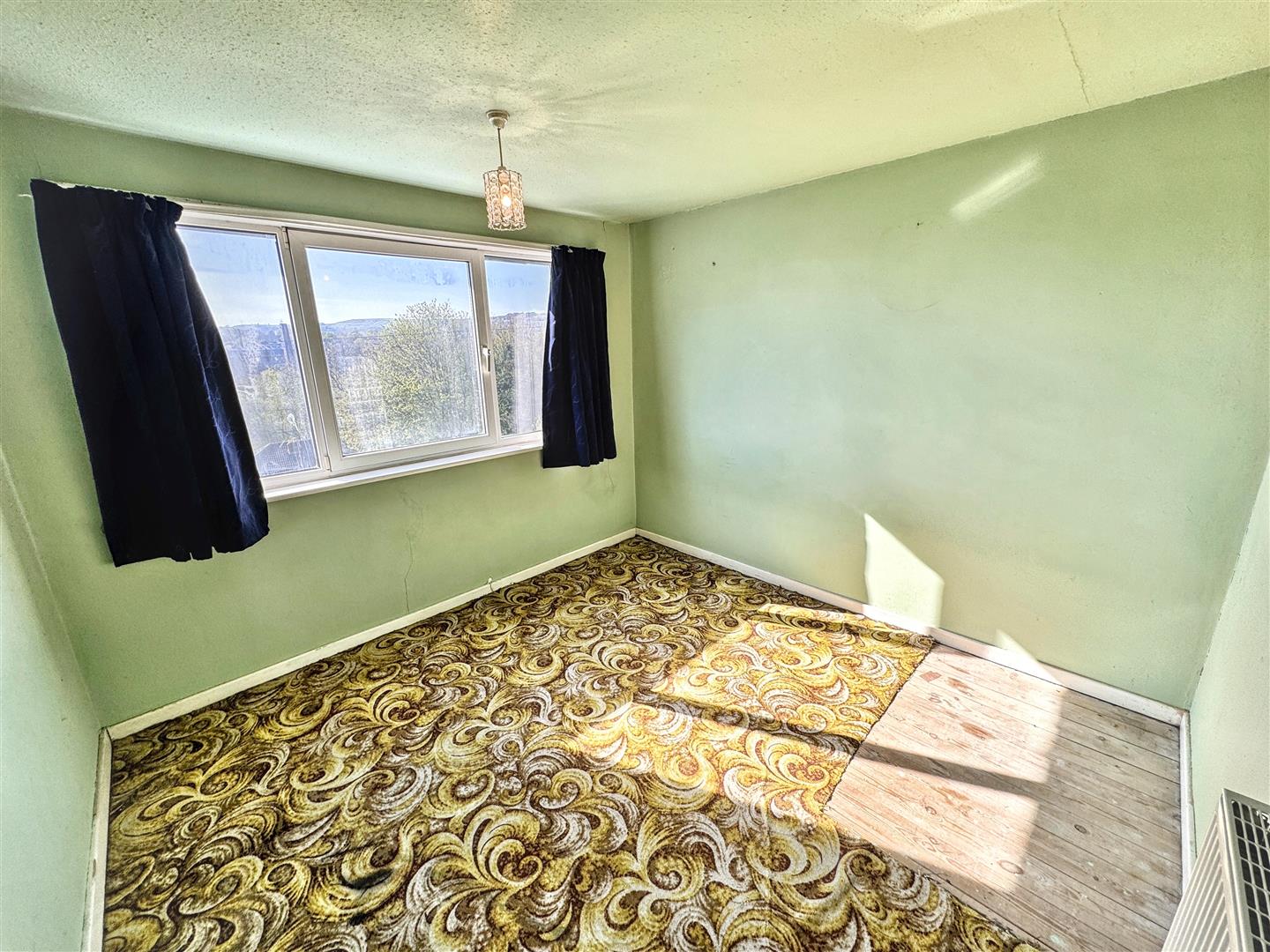 4 bed semi-detached house for sale in Hainworth Wood Road North, Keighley, BD21 5NF  - Property Image 10
