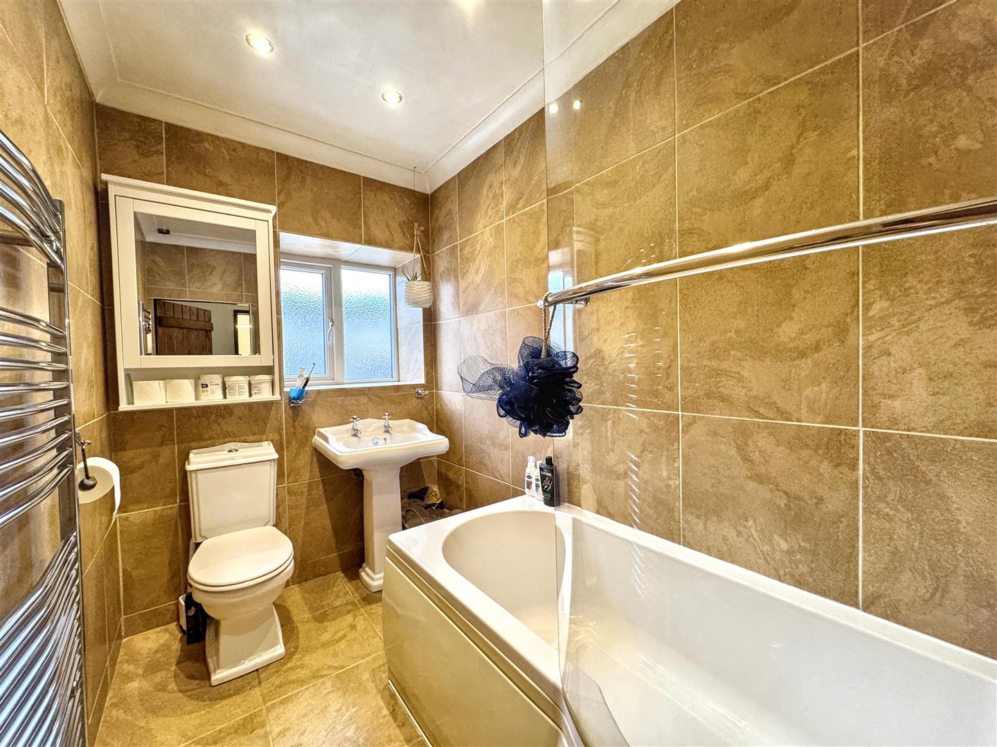 2 bed cottage to rent in High Street, Steeton, Keighley, BD20 6NT 5