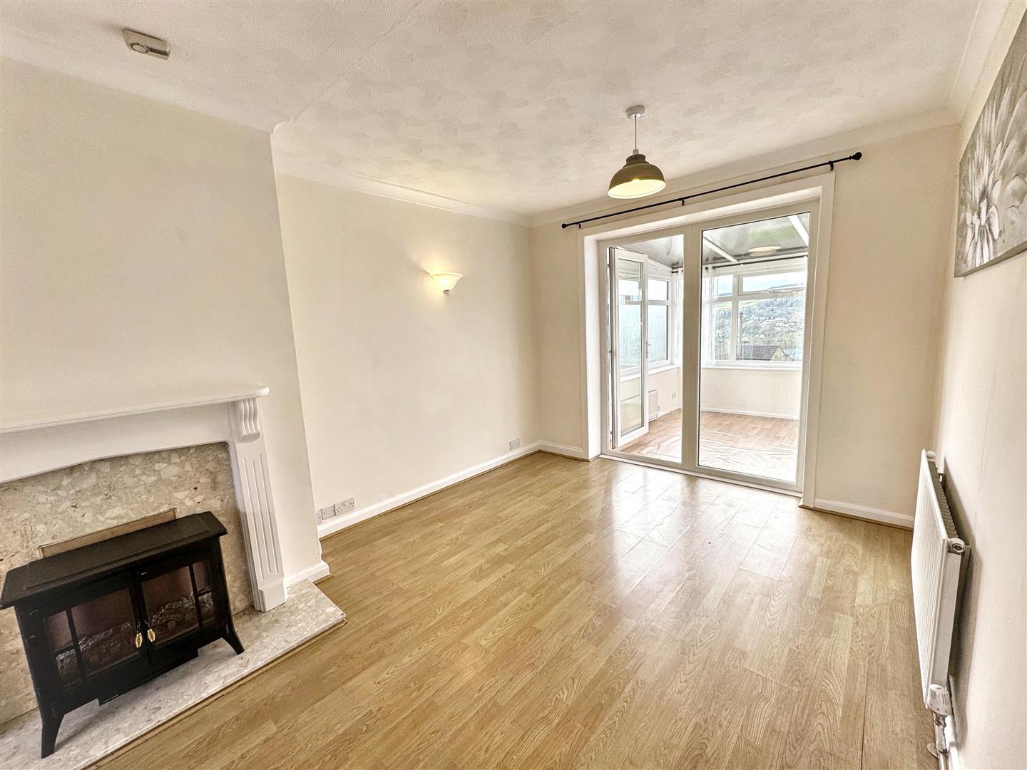 3 bed semi-detached house for sale in Lawcliffe Crescent, Haworth, Keighley. BD22 8RD  - Property Image 6