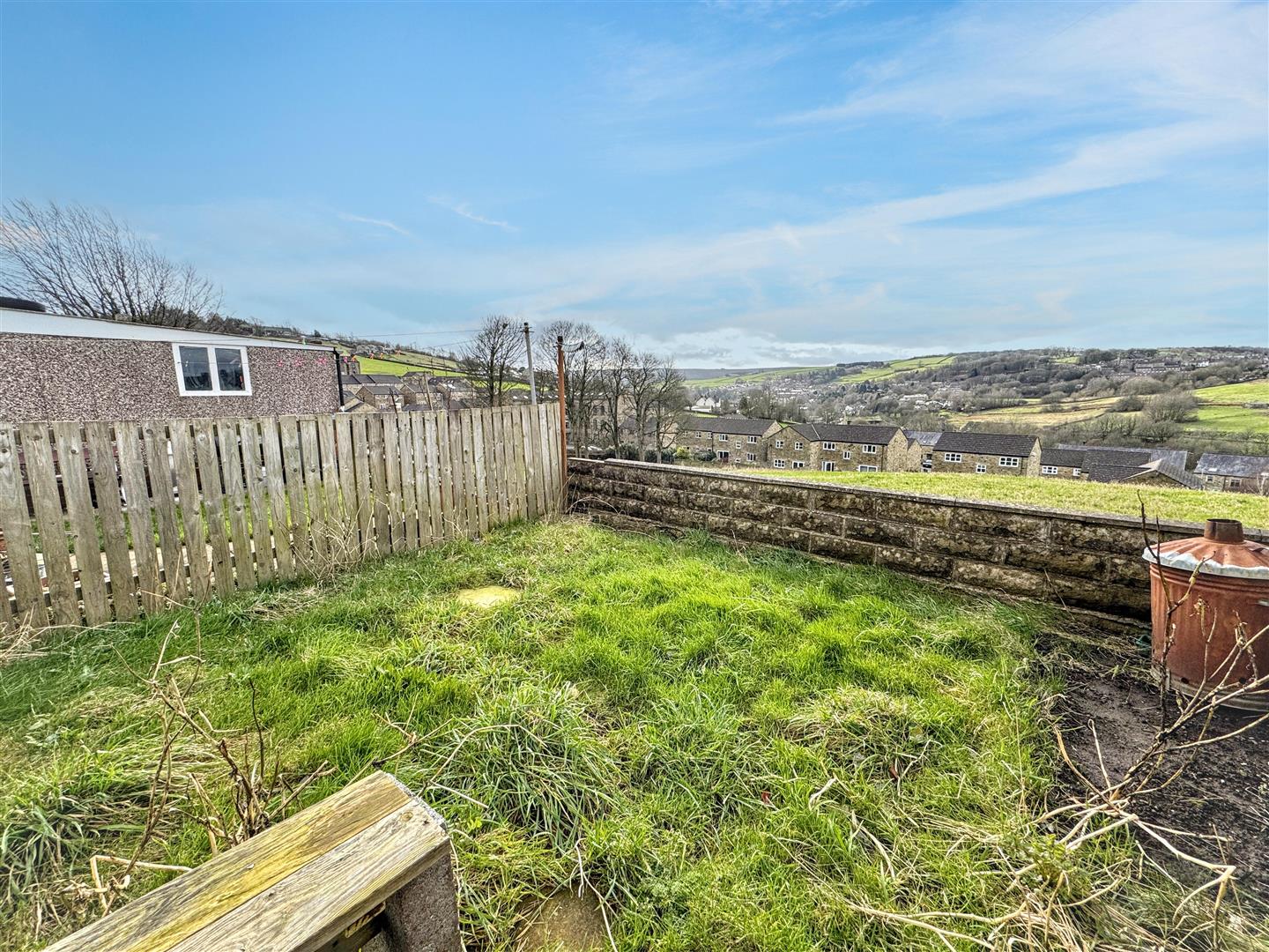 3 bed semi-detached house for sale in Lawcliffe Crescent, Haworth, Keighley. BD22 8RD  - Property Image 14