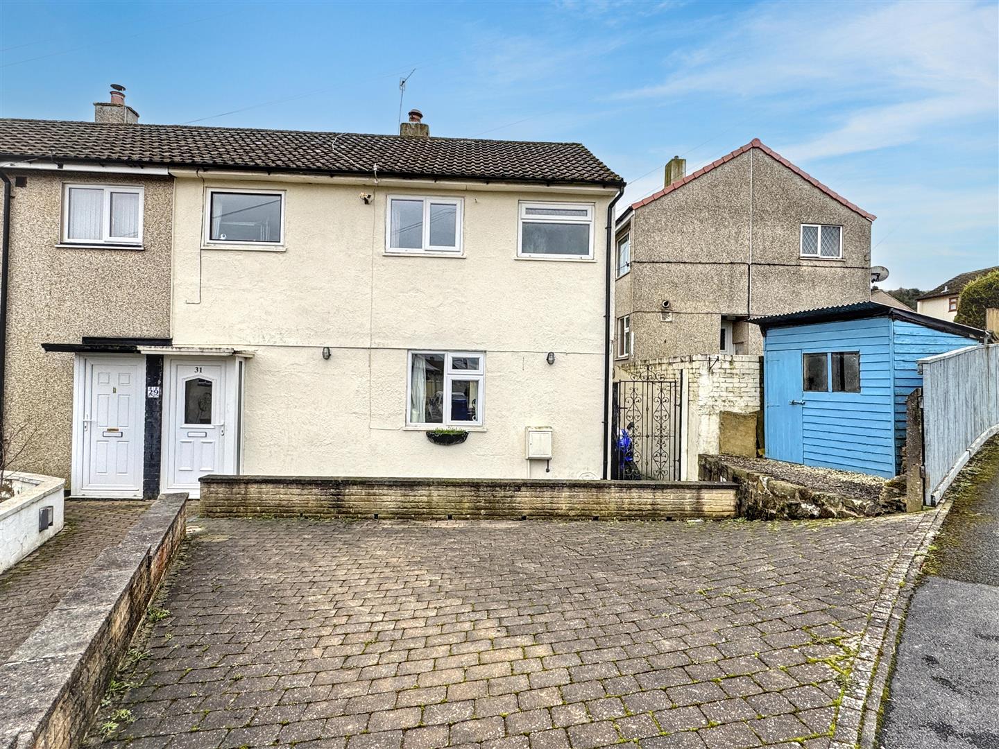 3 bed semi-detached house for sale in Heather View, Skipton, BD23 2SD  - Property Image 1