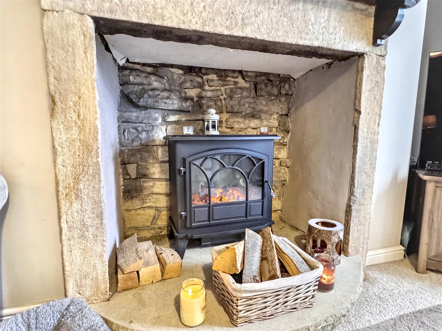 2 bed cottage for sale in Church Street, Oakworth, Keighley, BD22 7PP 5