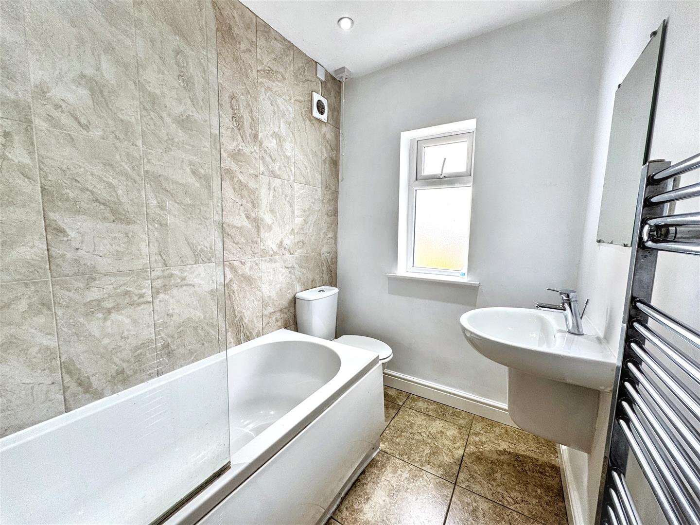 3 bed semi-detached house for sale in Oakbank Avenue, Exley Head, Keighley, BD22 7DY  - Property Image 10