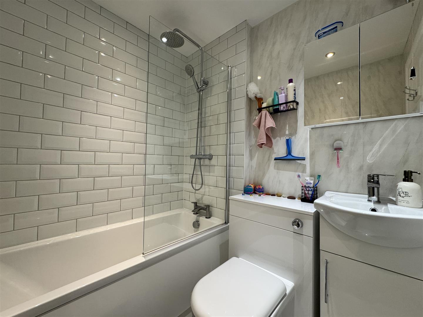 2 bed town house for sale in Reevy Road, Bradford, BD6 3PU 9