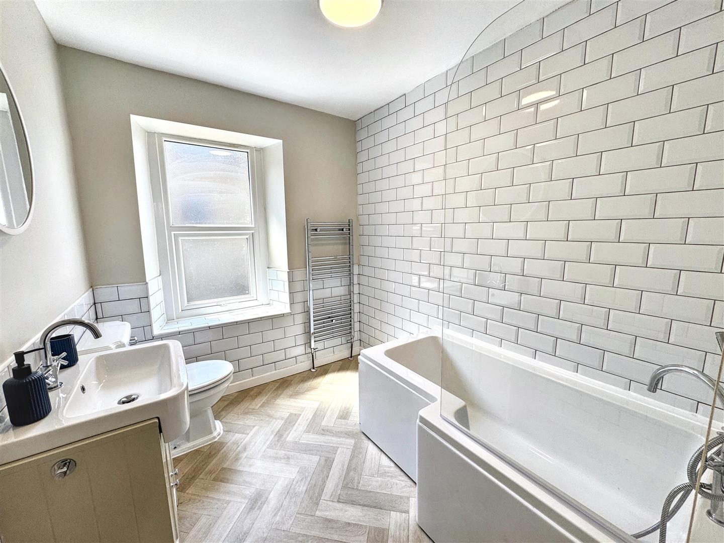 2 bed terraced house to rent in Elm Grove, Ingrow, Keighley, BD21 5EN  - Property Image 5