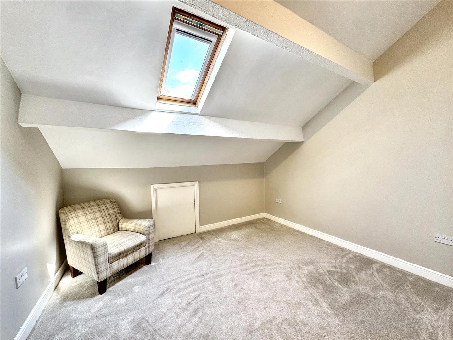 2 bed terraced house to rent in Elm Grove, Ingrow, Keighley, BD21 5EN  - Property Image 7