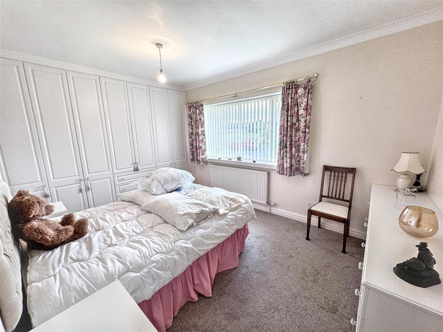 3 bed detached bungalow for sale in Birchlands Avenue, Wilsden, Bradford, BD15 0HB  - Property Image 9