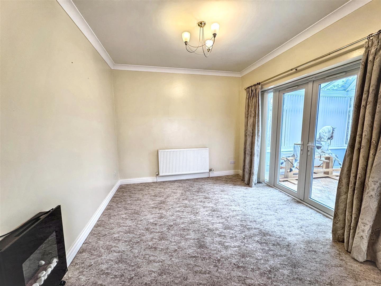 3 bed detached bungalow for sale in Birchlands Avenue, Wilsden, Bradford, BD15 0HB 5