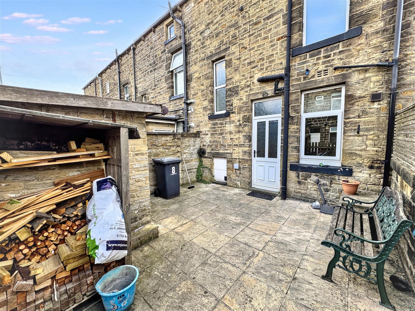 3 bed terraced house for sale in Queen Street, Silsden, Keighley, BD20 0DS  - Property Image 4