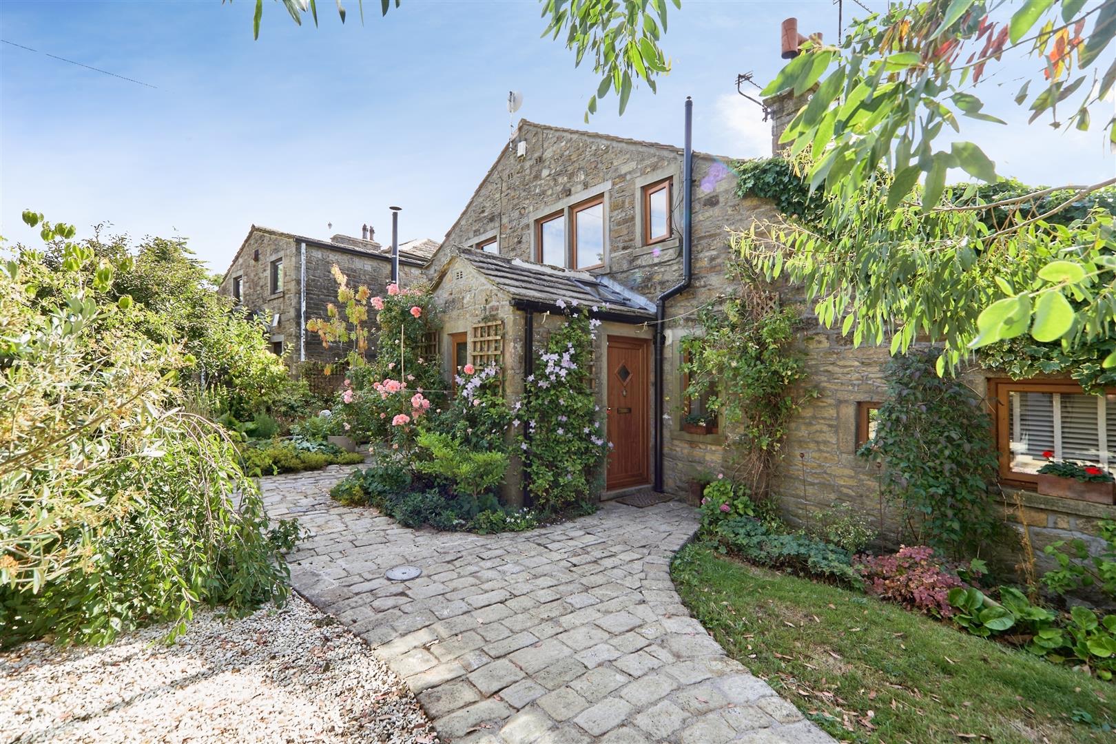 2 bed barn conversion for sale in Todley Hall Road, Oakworth, Keighley, BD22 0QB  - Property Image 1