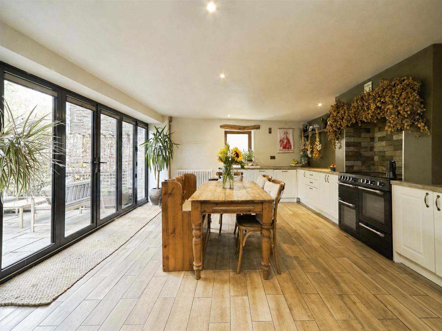 2 bed barn conversion for sale in Todley Hall Road, Oakworth, Keighley, BD22 0QB  - Property Image 7