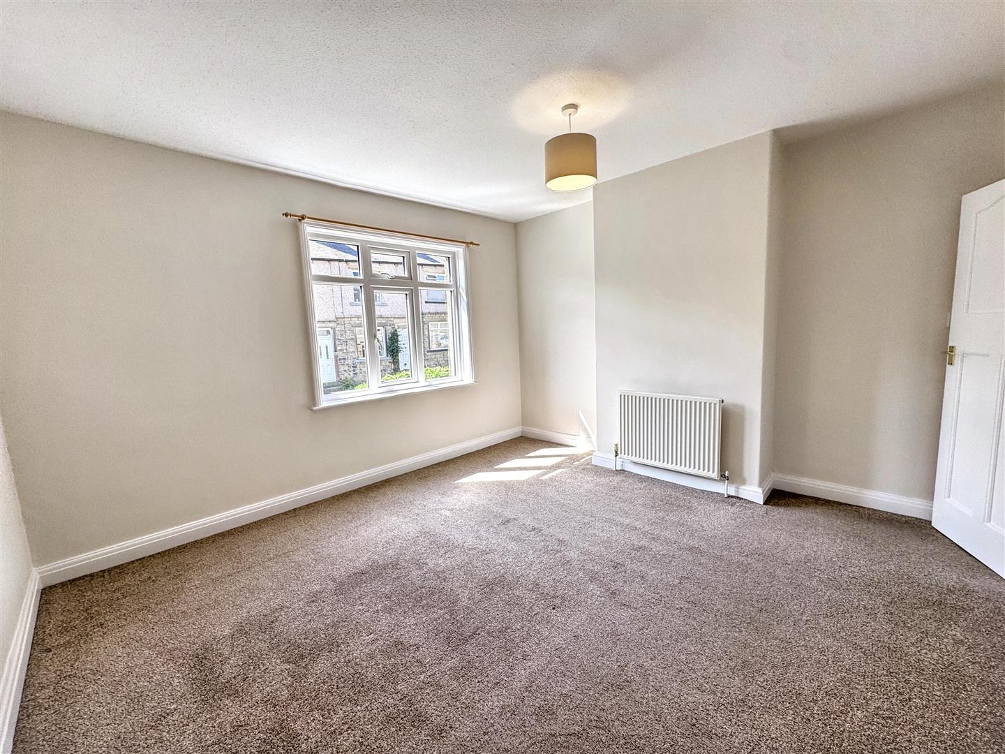 2 bed terraced house for sale in Mannville Walk, Keighley, BD22 6AG  - Property Image 5