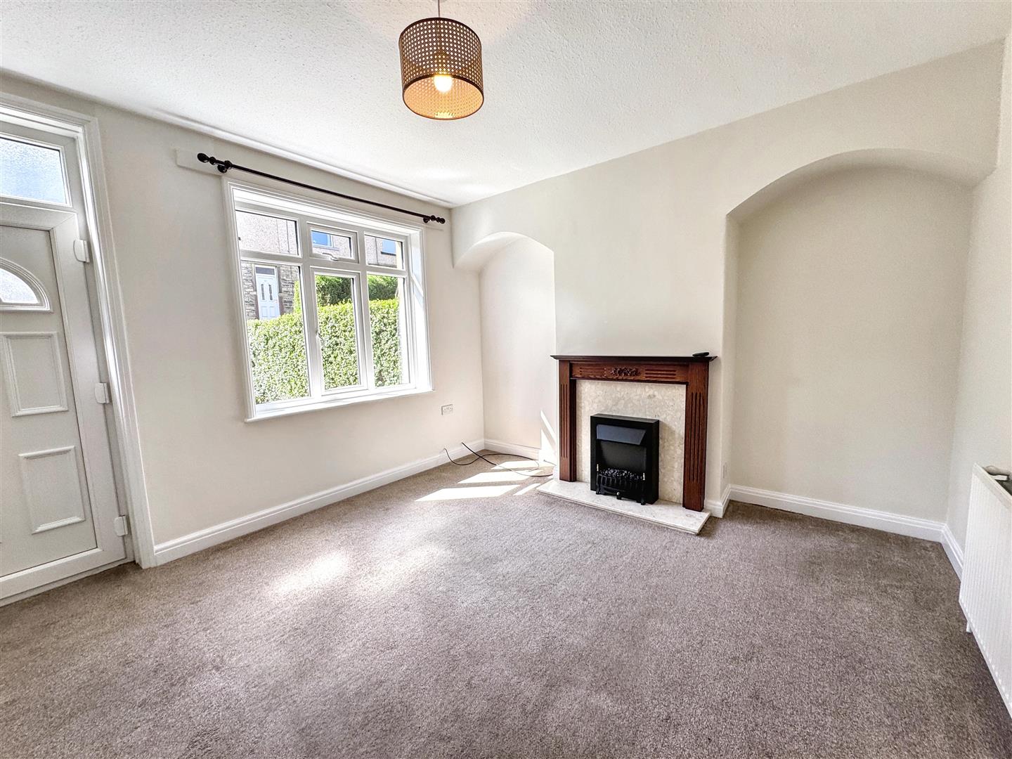2 bed terraced house for sale in Mannville Walk, Keighley, BD22 6AG 1