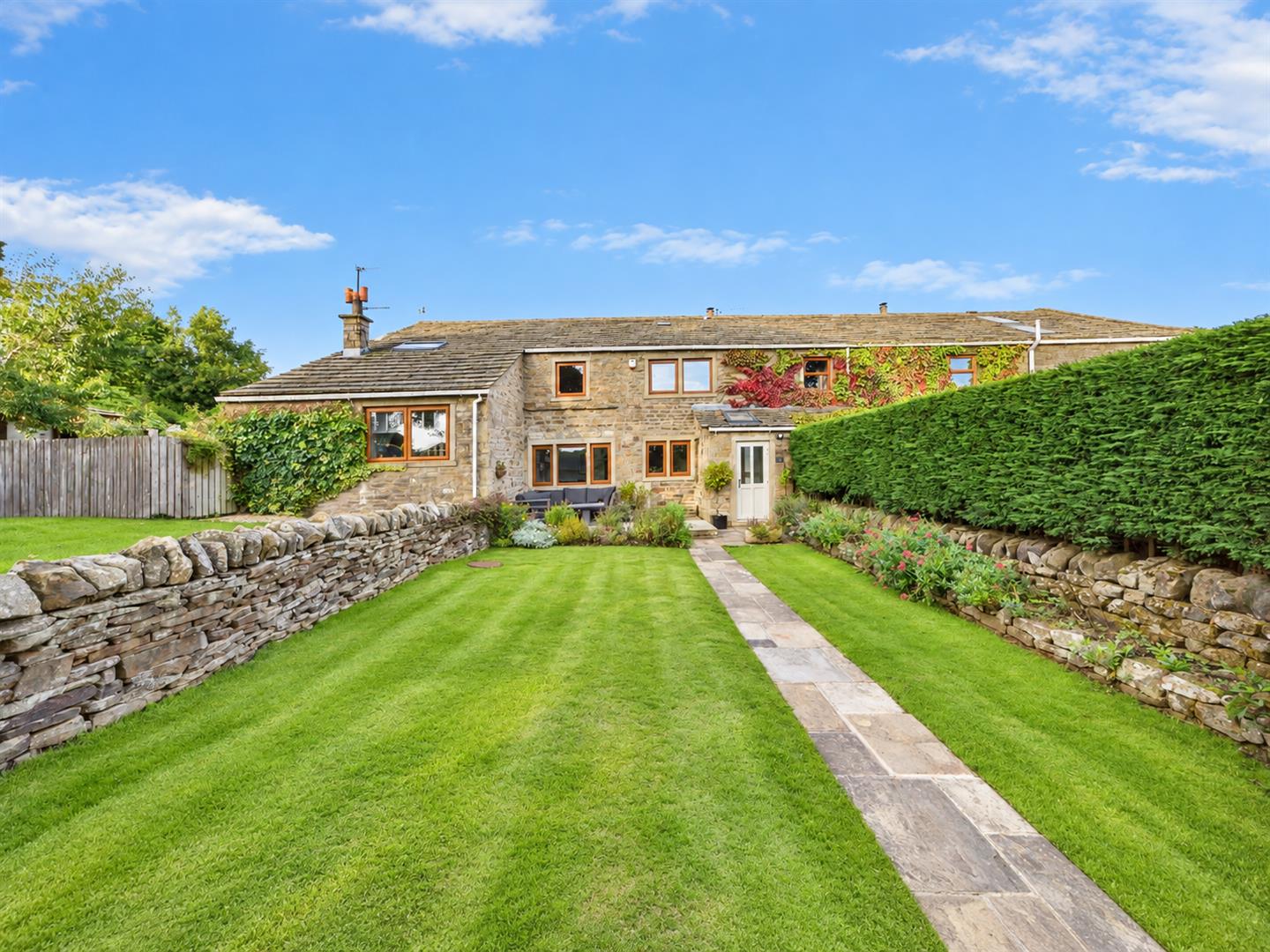 4 bed barn conversion for sale in Todley Hall Road, Oakworth, Keighley, BD22 0QB 16
