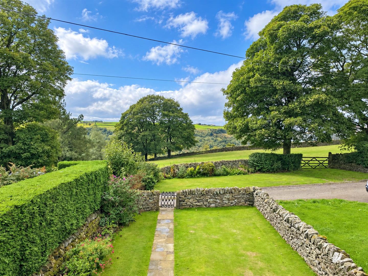 4 bed barn conversion for sale in Todley Hall Road, Oakworth, Keighley, BD22 0QB  - Property Image 24