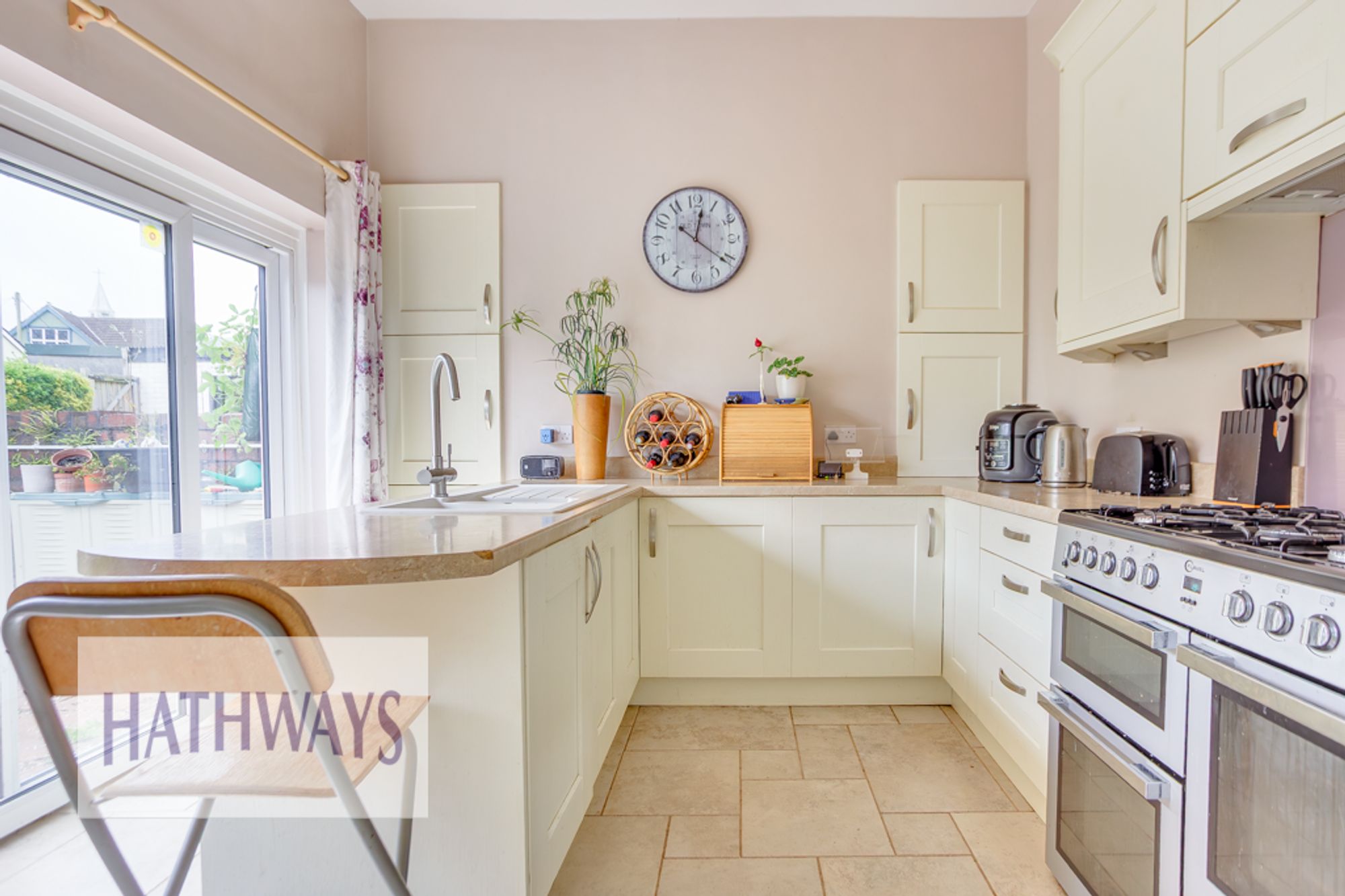 6 bed semi-detached house for sale in Park View, Pontypool  - Property Image 16