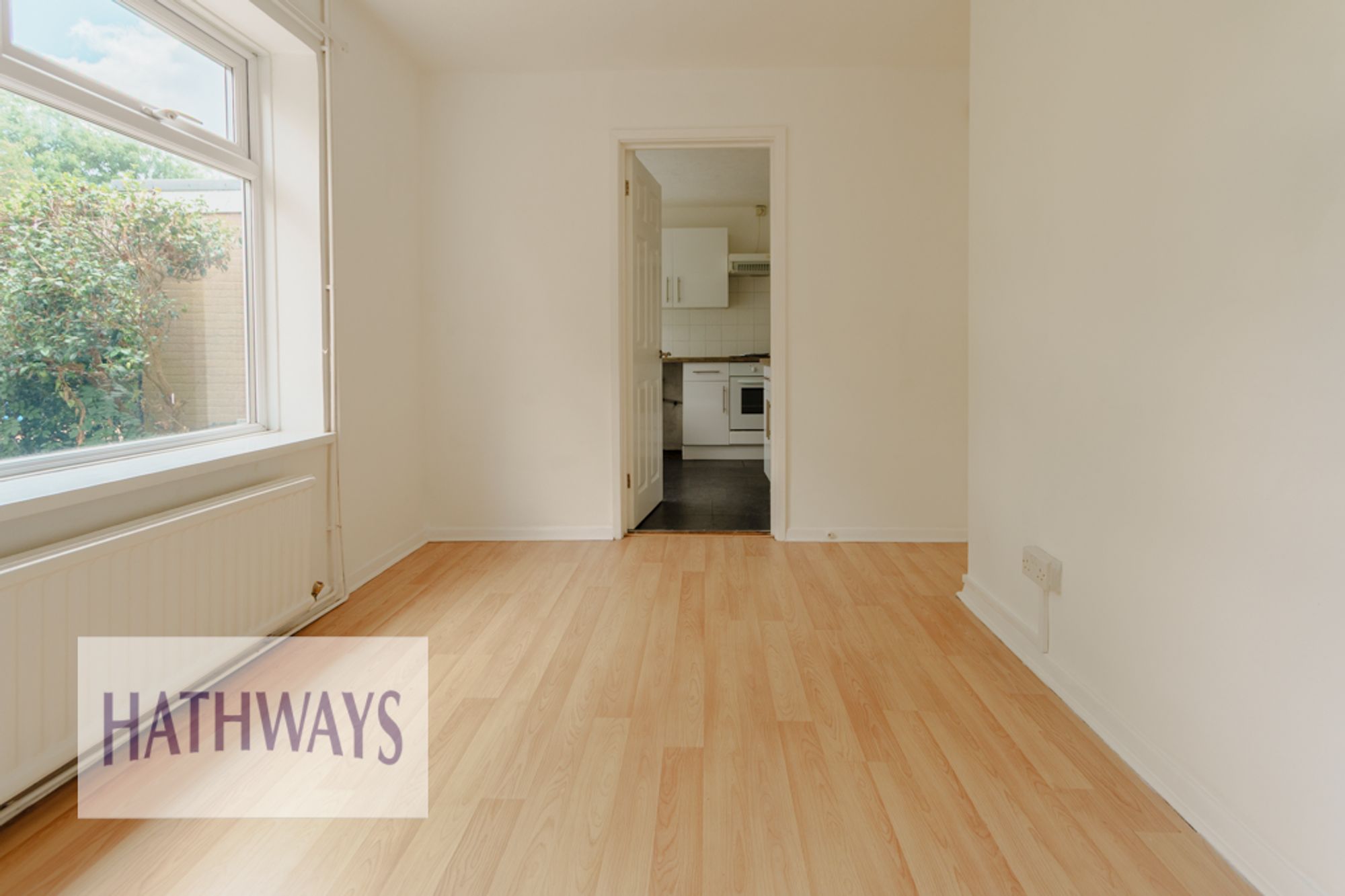 3 bed mid-terraced house to rent in Caernarvon Crescent, Llanyravon, NP44  - Property Image 11