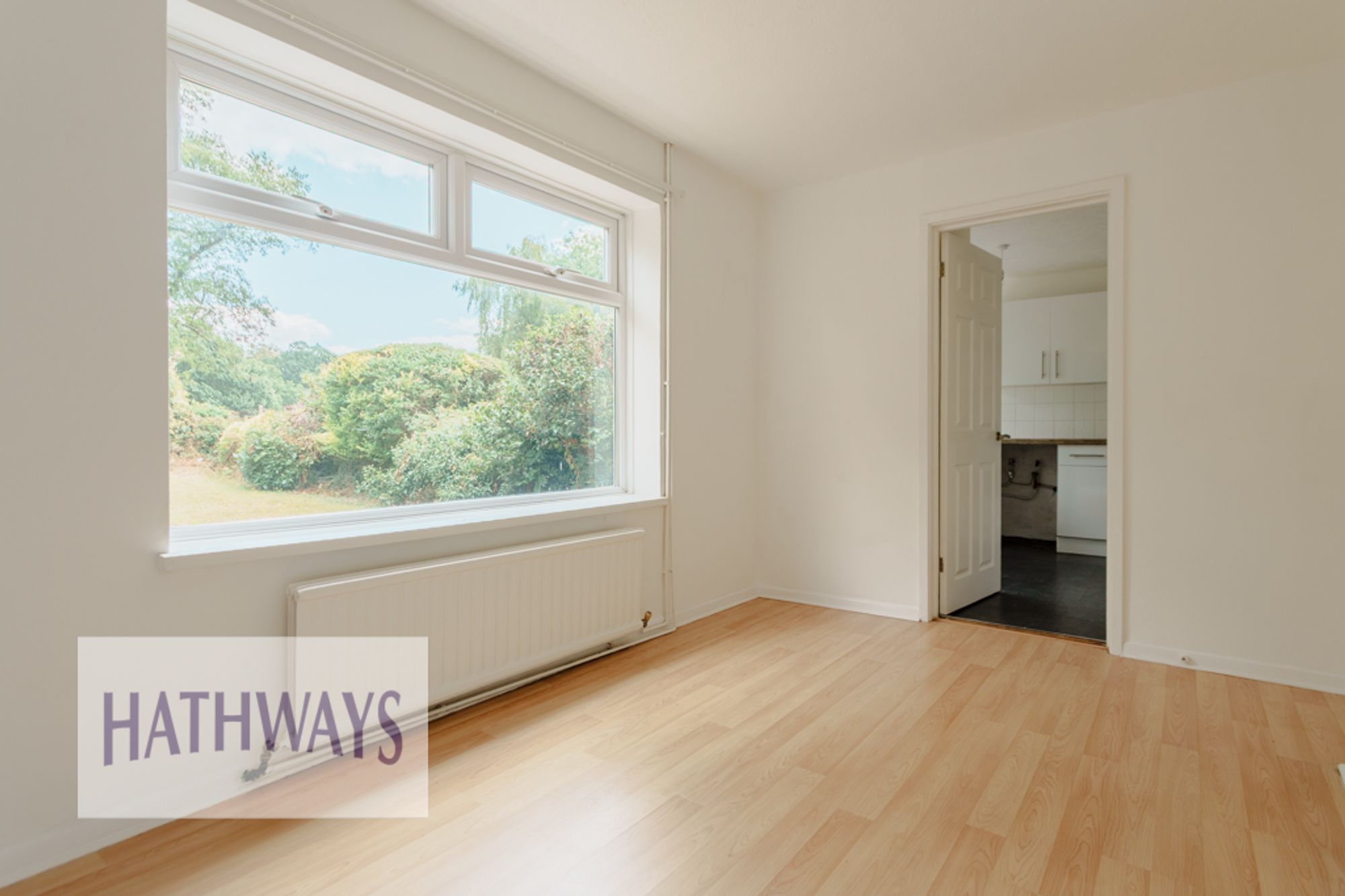 3 bed mid-terraced house to rent in Caernarvon Crescent, Llanyravon, NP44  - Property Image 10