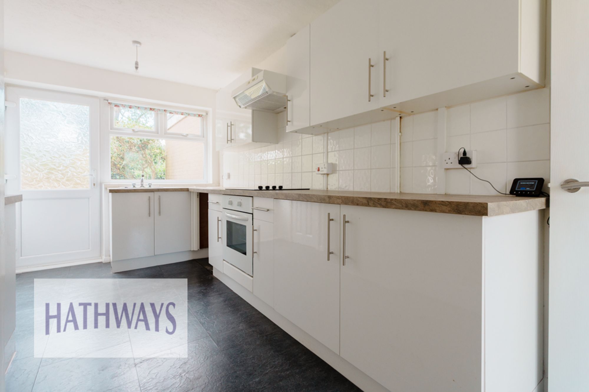 3 bed mid-terraced house to rent in Caernarvon Crescent, Llanyravon, NP44  - Property Image 12
