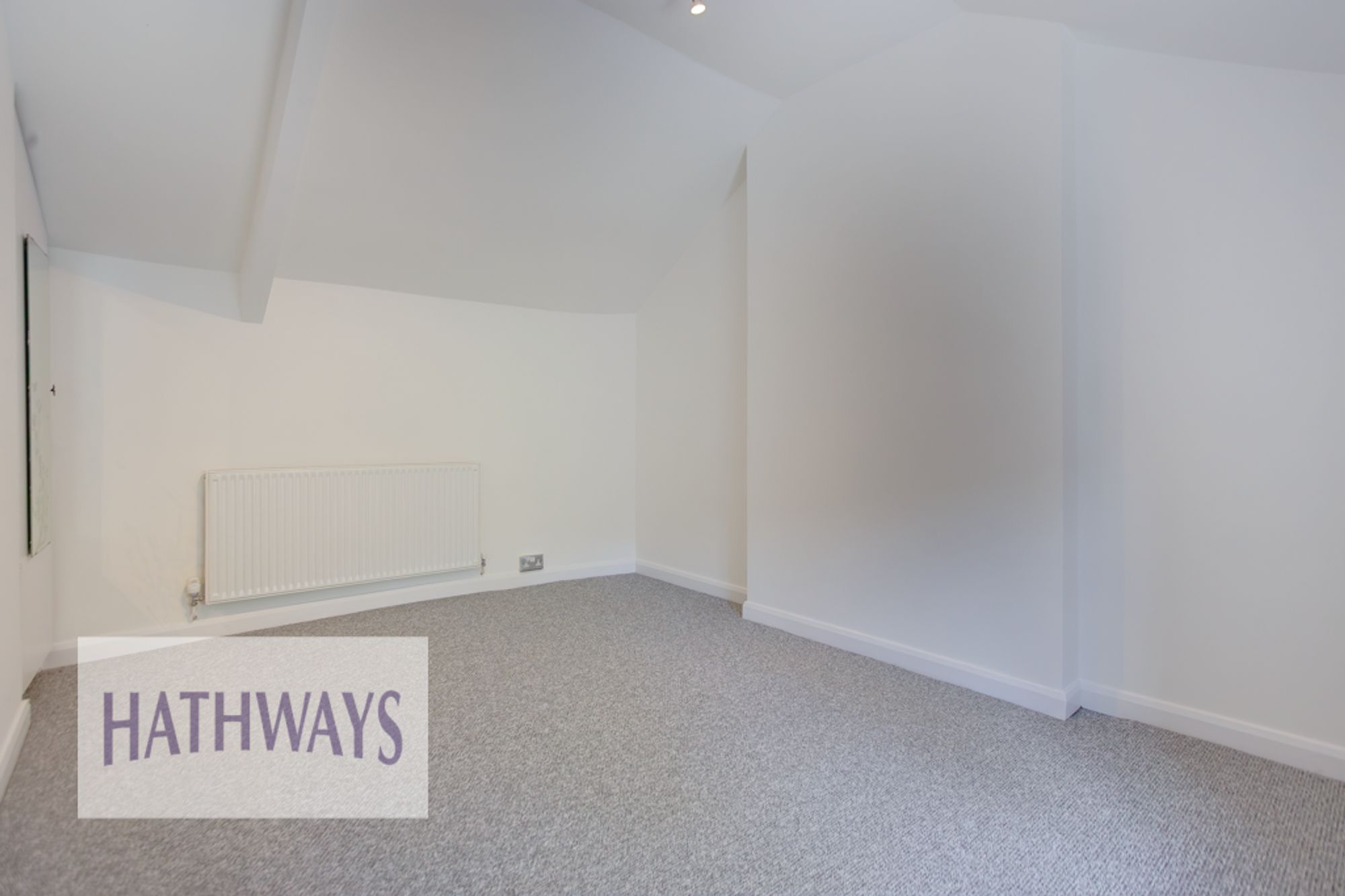 2 bed mid-terraced house for sale in Snatchwood Road, Pontypool  - Property Image 28