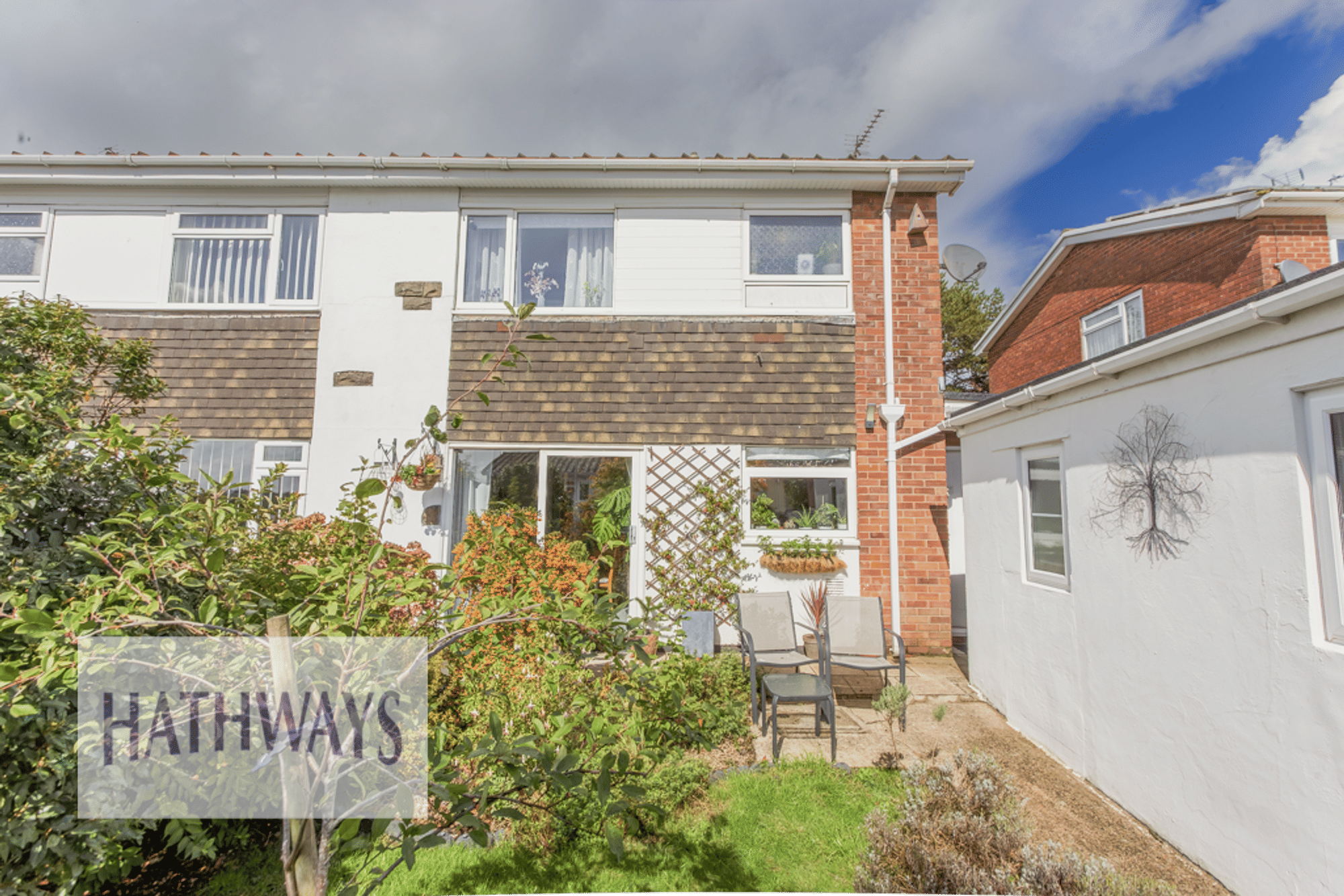 3 bed semi-detached house for sale in Home Farm Close, Newport - Property Image 1
