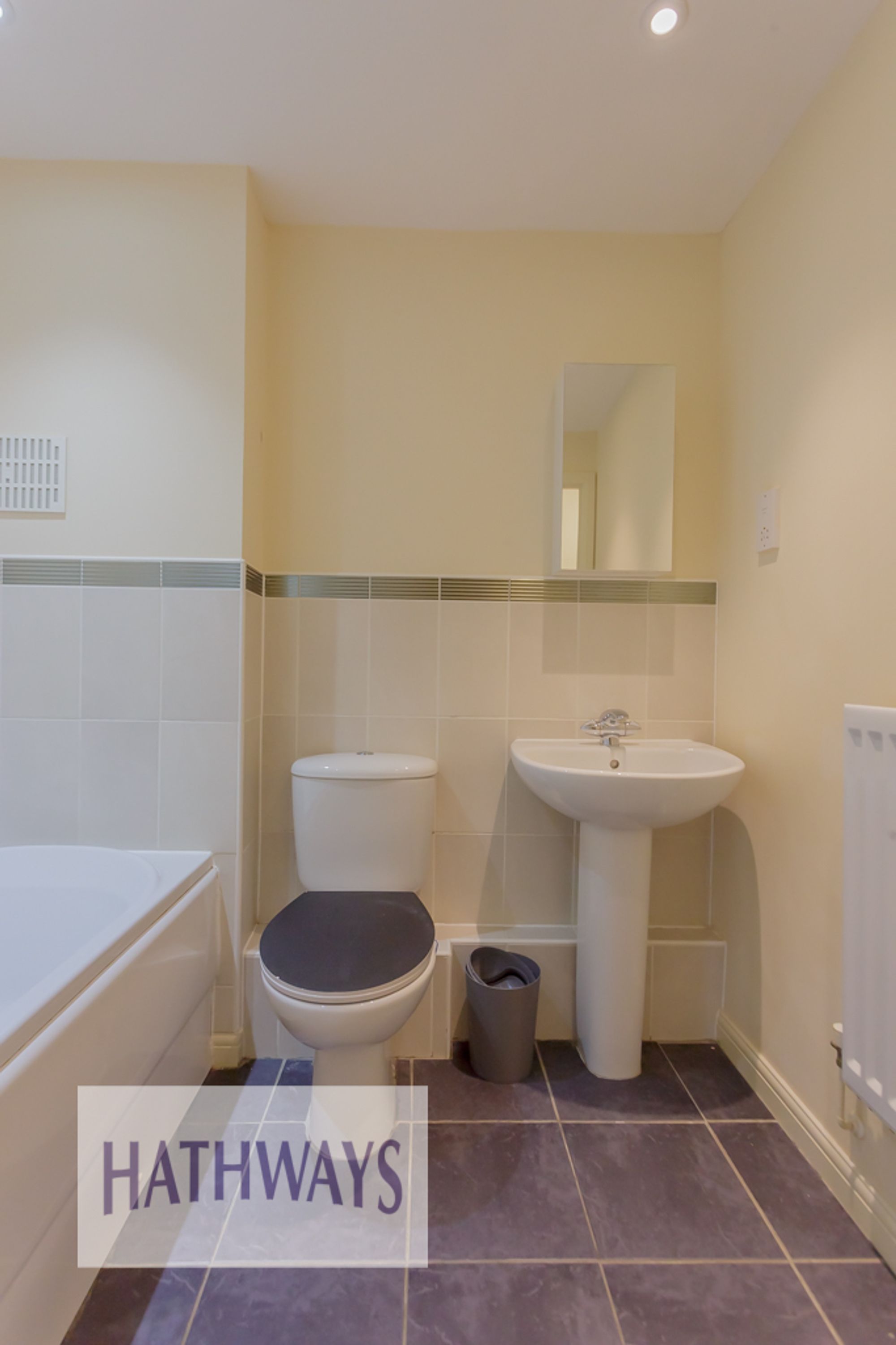 2 bed flat to rent in Flavius Close, Caerleon, NP18 23