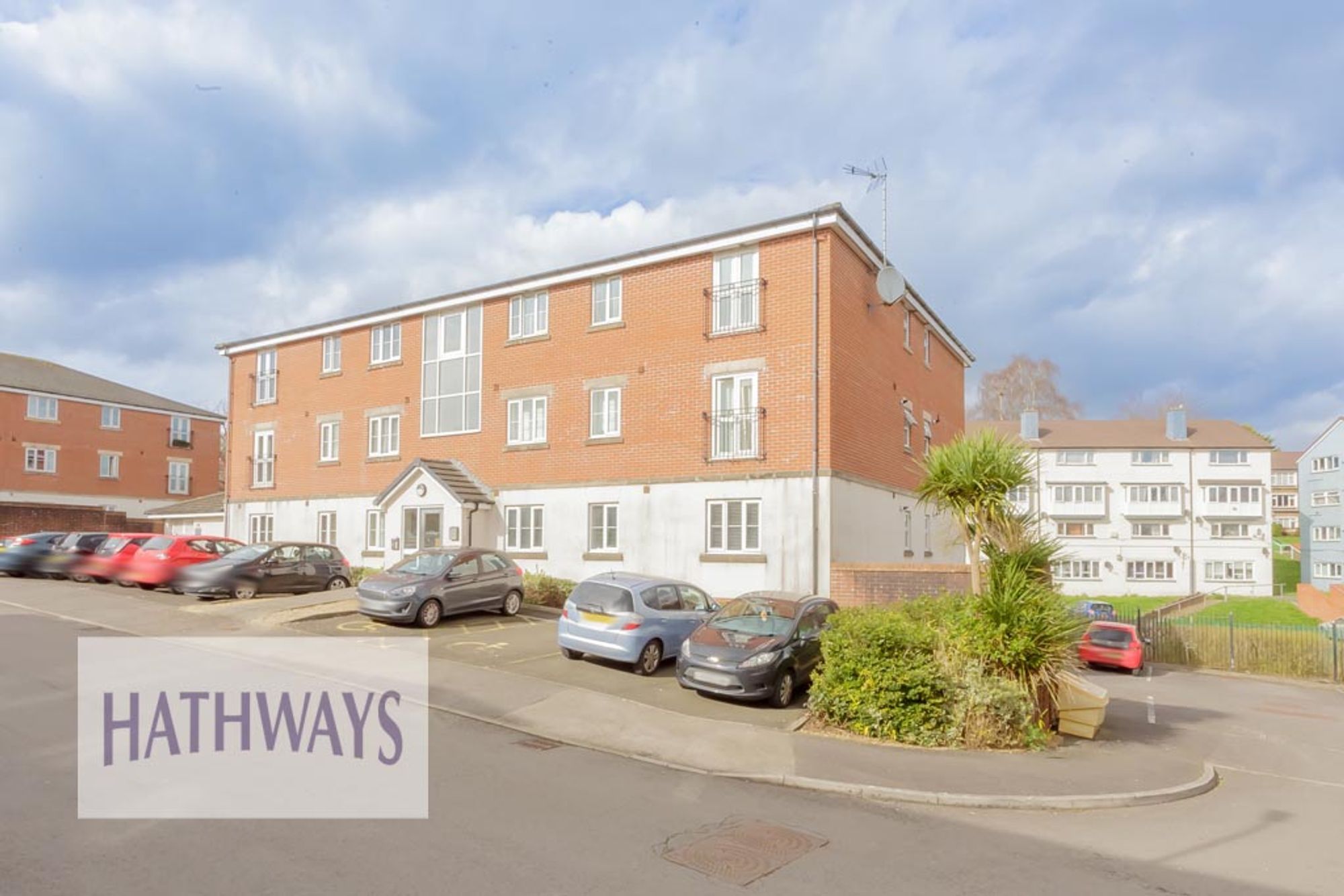 2 bed flat to rent in Flavius Close, Caerleon, NP18 25