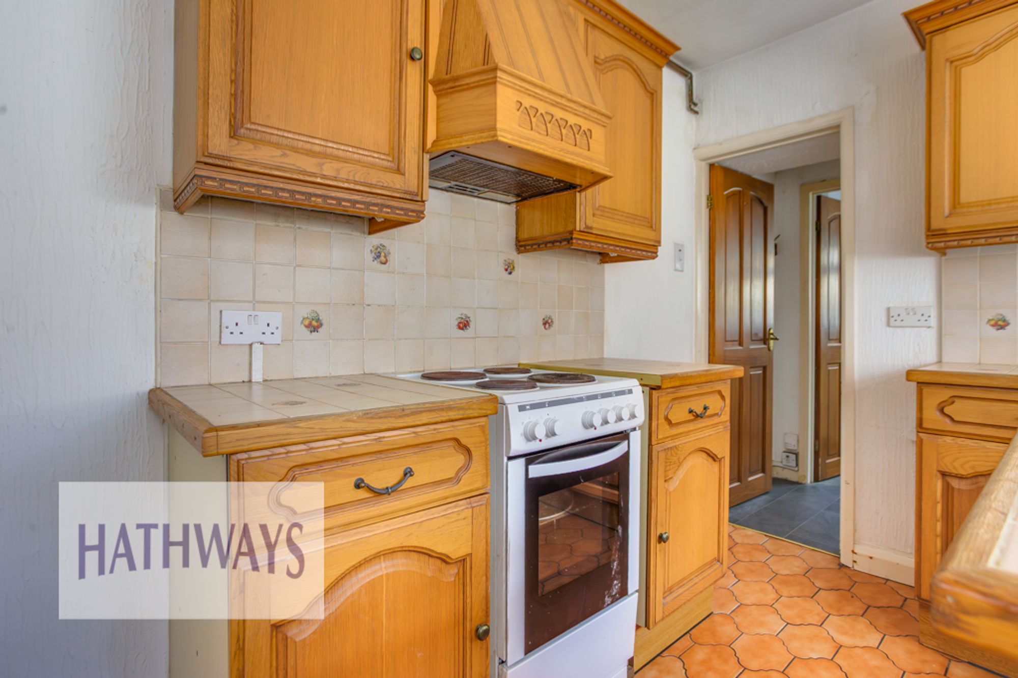 3 bed mid-terraced house for sale in Godfrey Road, Cwmbran 14