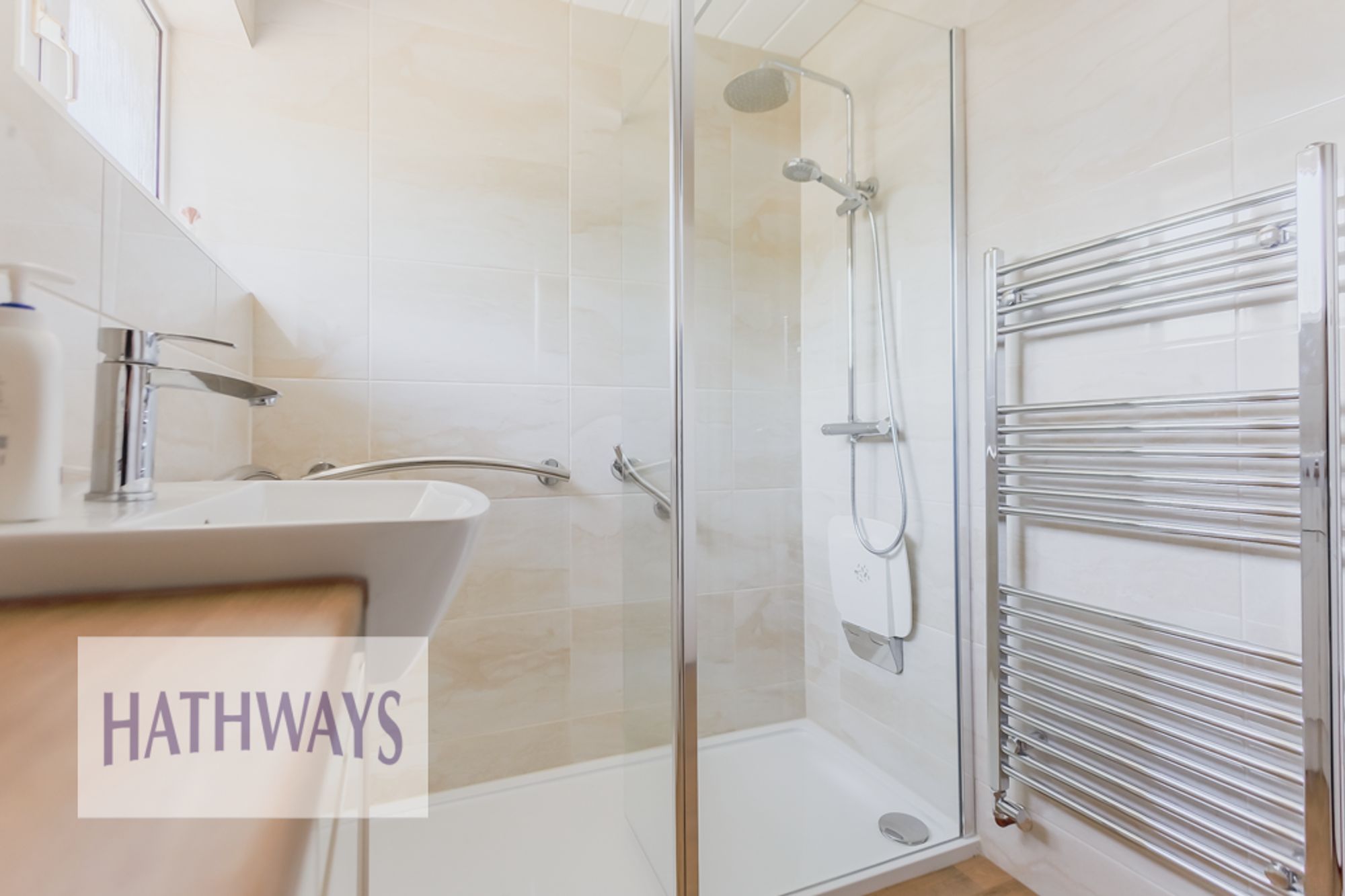 3 bed mid-terraced house for sale in Presteigne Walk, Cwmbran  - Property Image 33