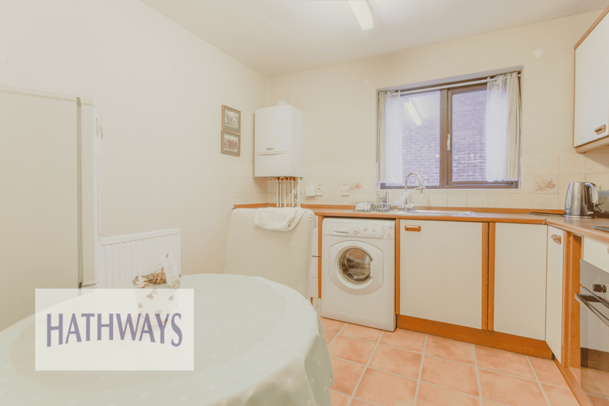 2 bed flat for sale in Rose Gardens, Cwmbran 11