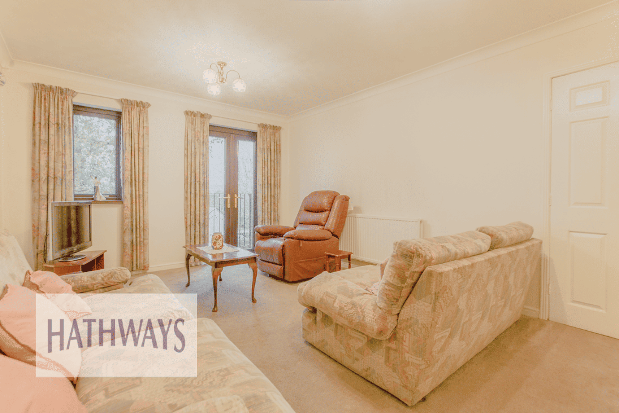 2 bed flat for sale in Rose Gardens, Cwmbran  - Property Image 8