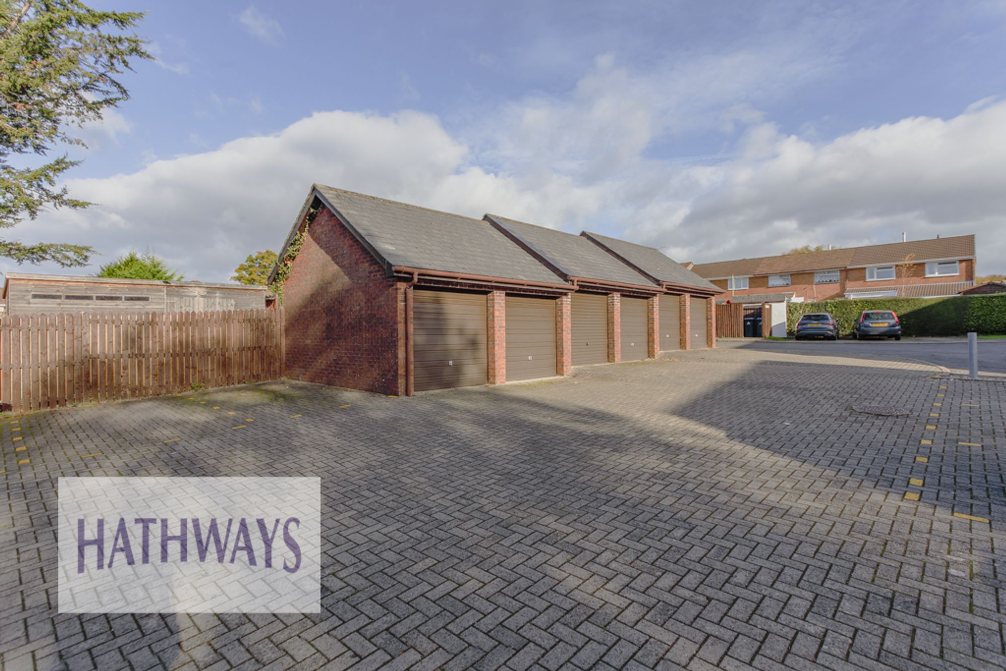 2 bed flat for sale in Rose Gardens, Cwmbran  - Property Image 24