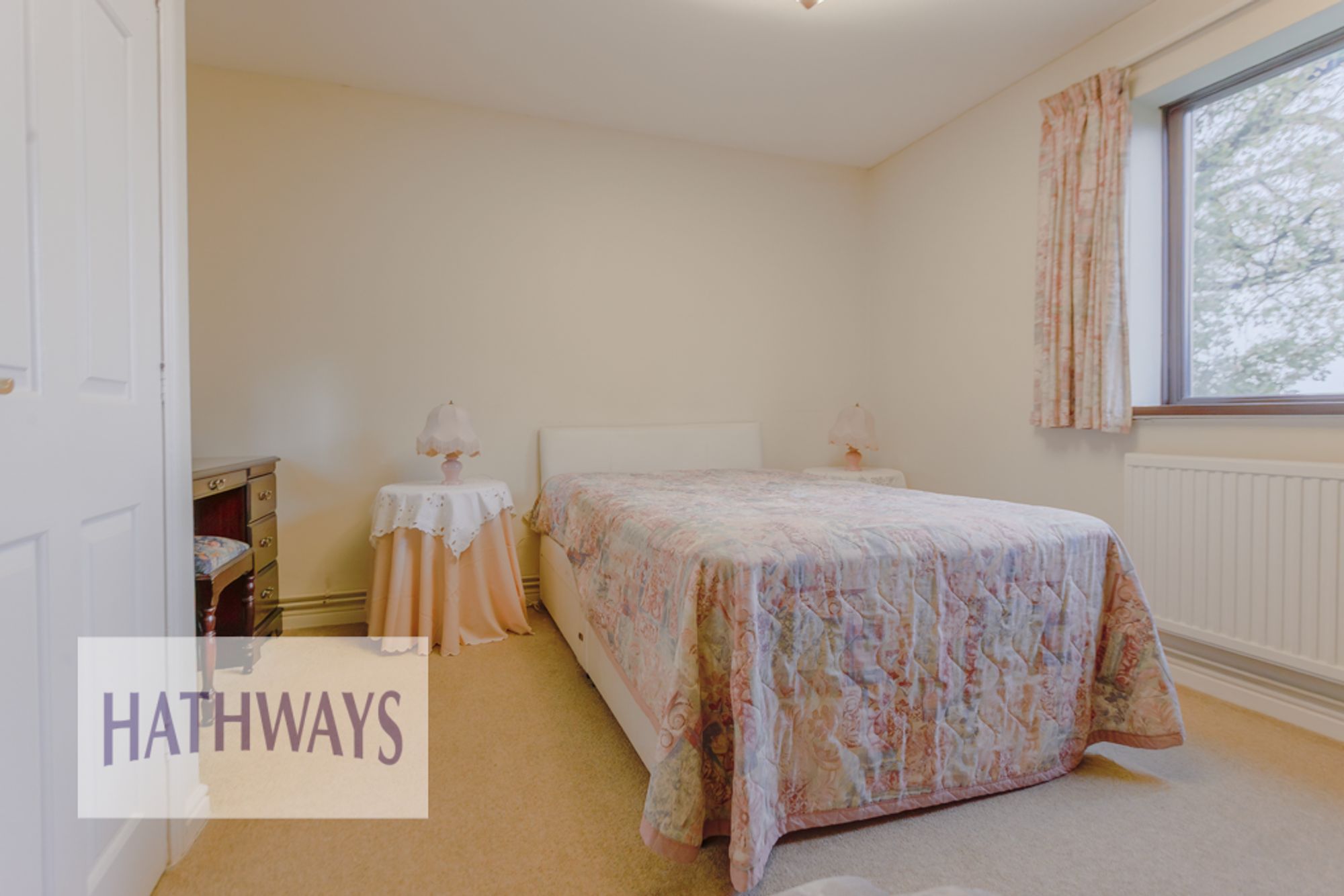 2 bed flat for sale in Rose Gardens, Cwmbran  - Property Image 17