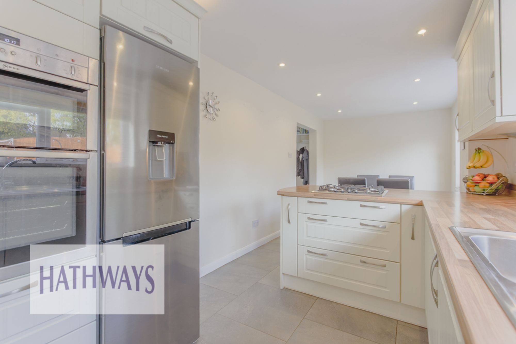 3 bed mid-terraced house for sale in Kidwelly Road, Cwmbran  - Property Image 3