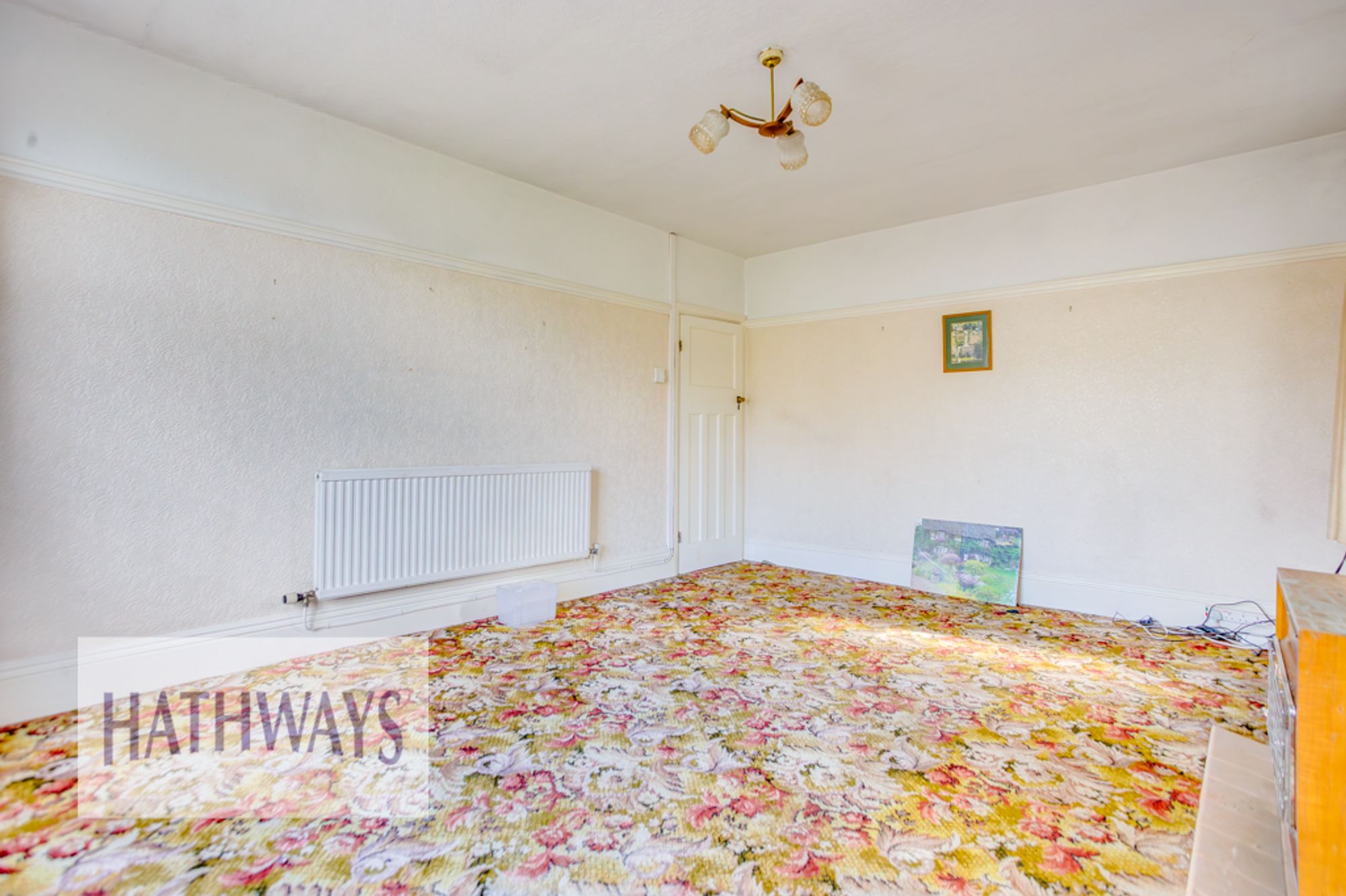 3 bed detached house for sale in New Road, Pontypool 10