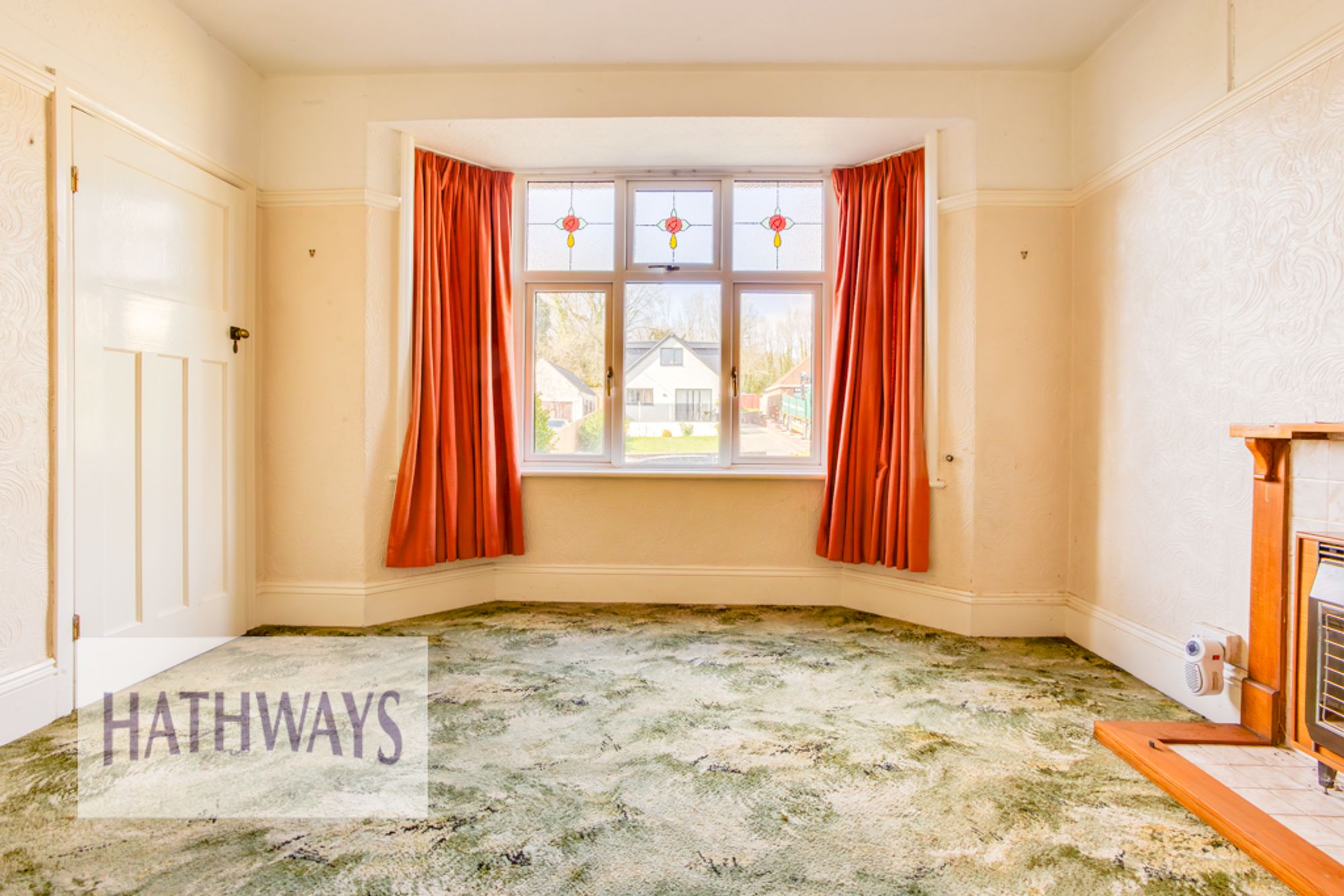 3 bed detached house for sale in New Road, Pontypool 12