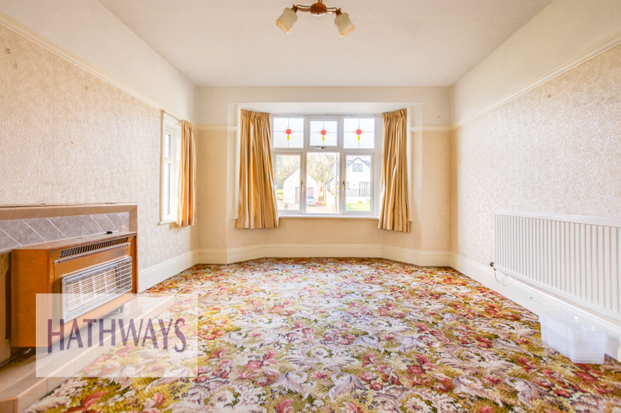 3 bed detached house for sale in New Road, Pontypool 7