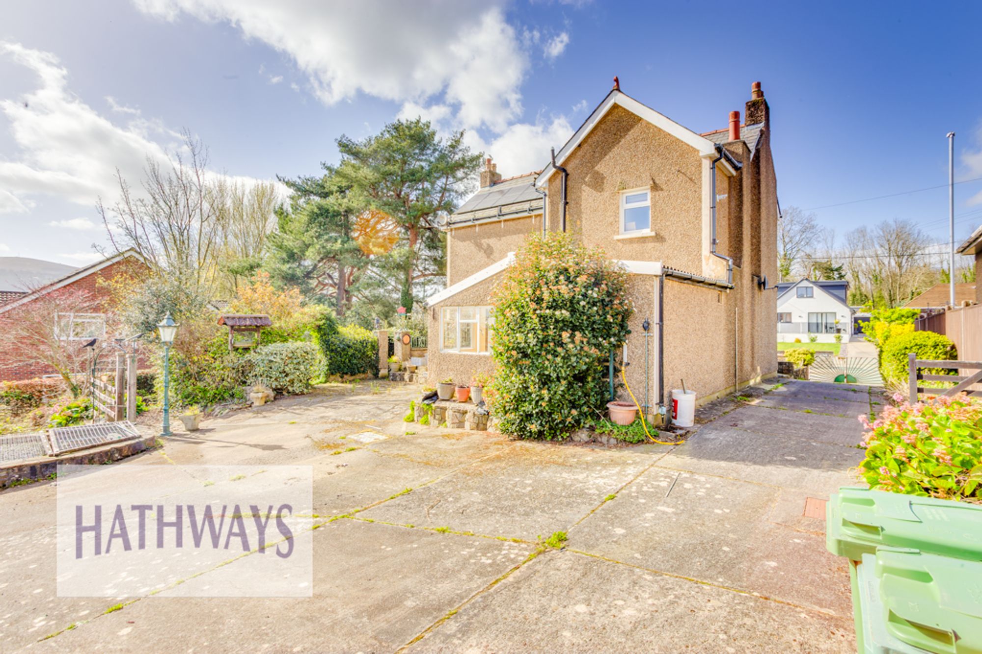 3 bed detached house for sale in New Road, Pontypool 42