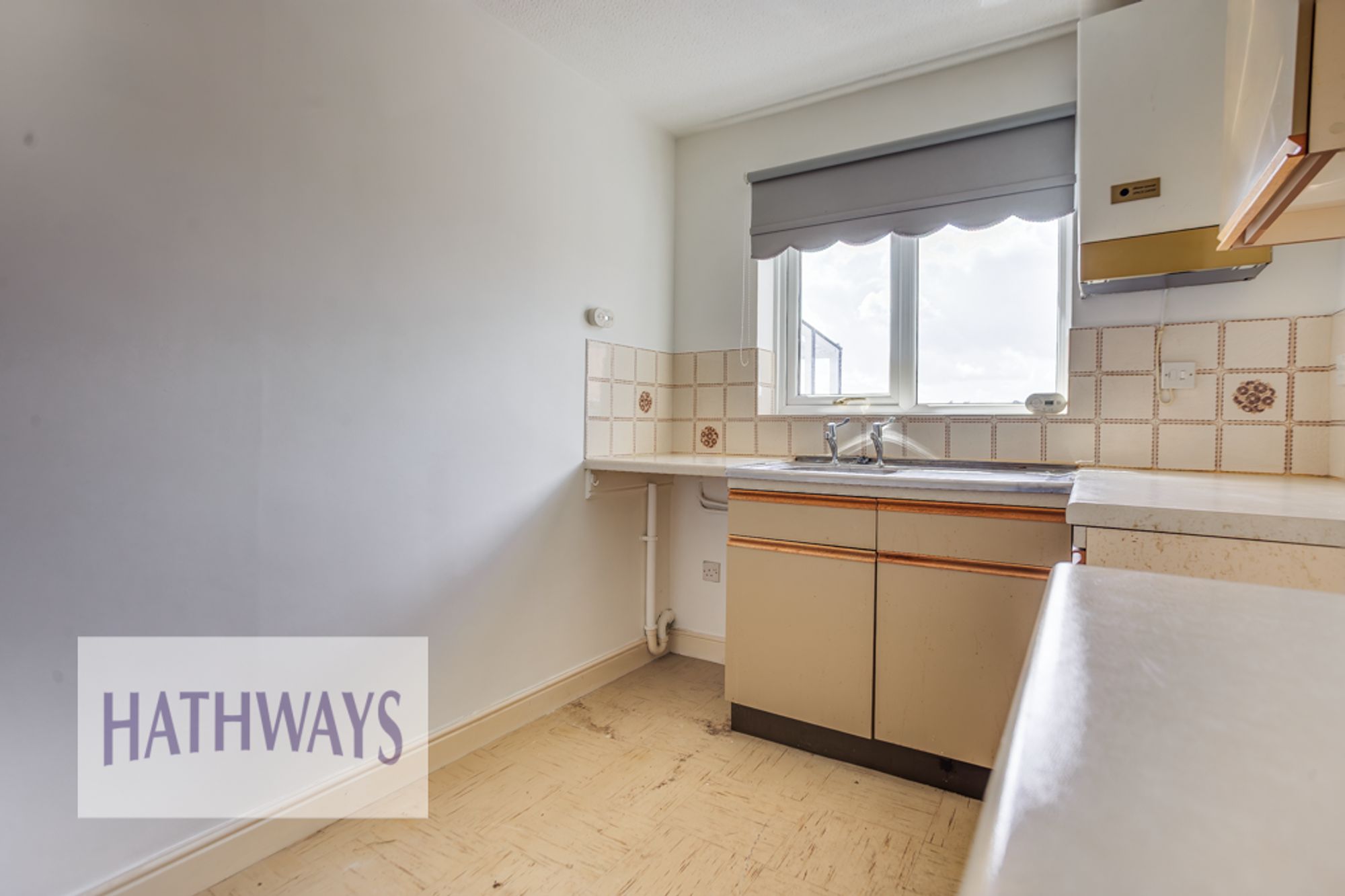 2 bed detached house for sale in Conifer Close, Newport 8