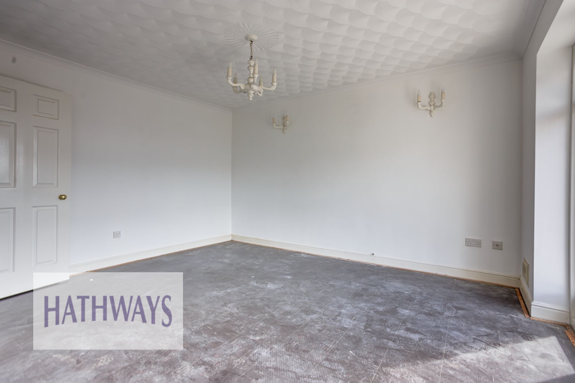 2 bed detached house for sale in Conifer Close, Newport 4