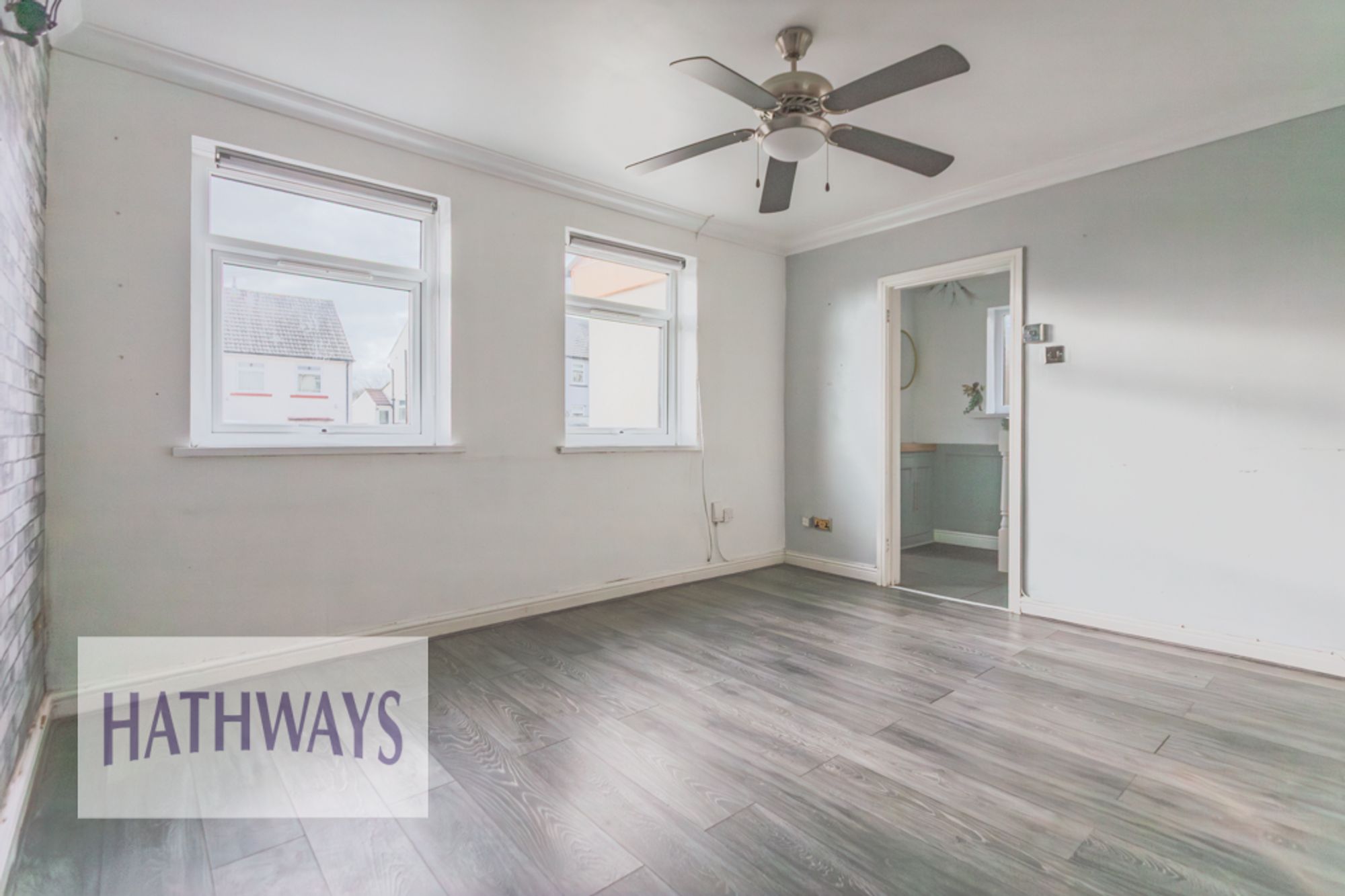 3 bed semi-detached house to rent in Maesgwyn, Cwmbran 8