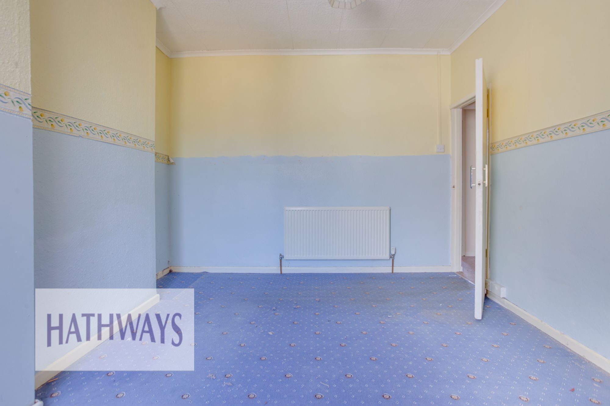 3 bed mid-terraced house for sale in Church Road, Pontnewydd, NP44 20