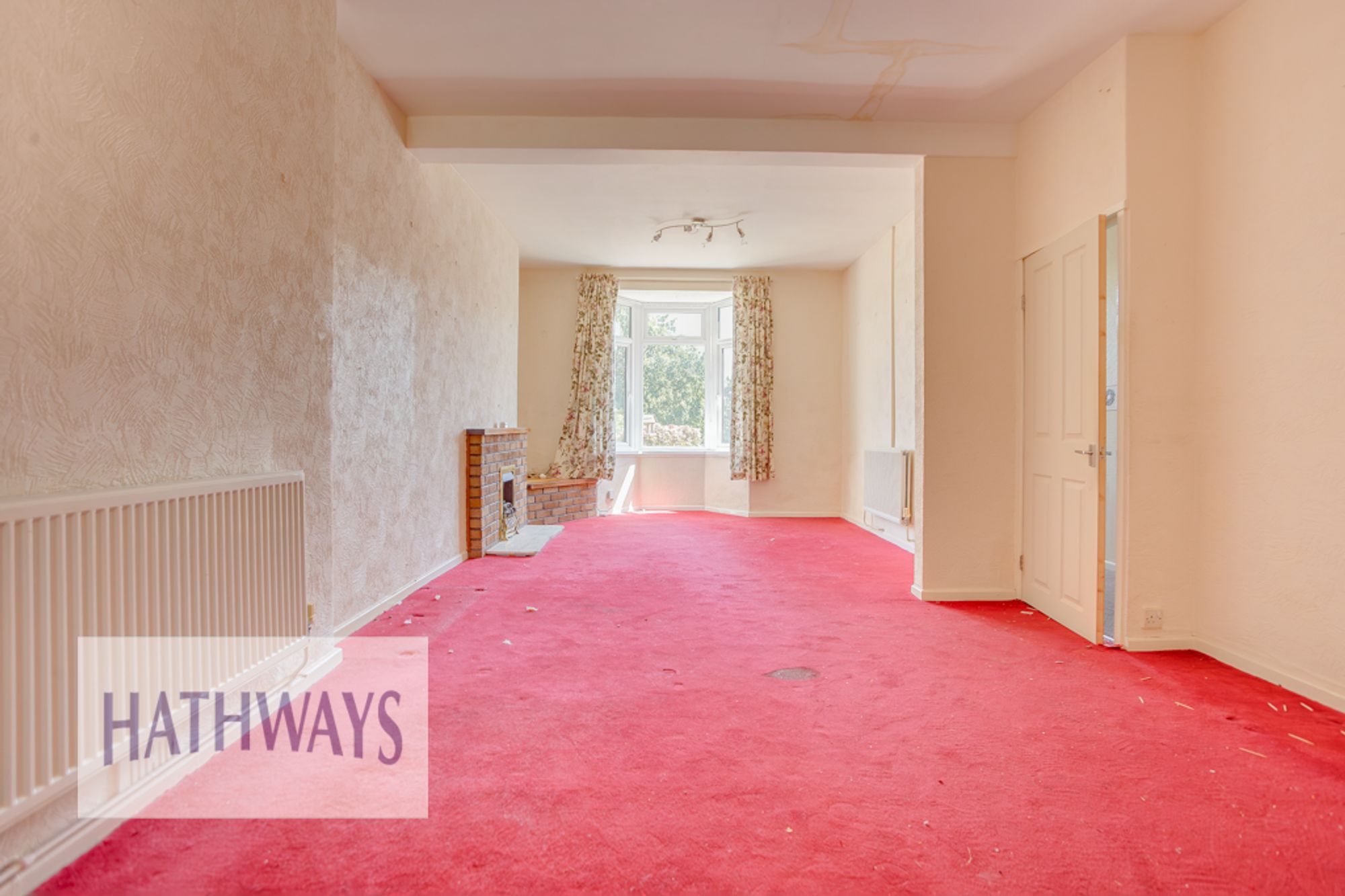 3 bed mid-terraced house for sale in Church Road, Pontnewydd, NP44 8