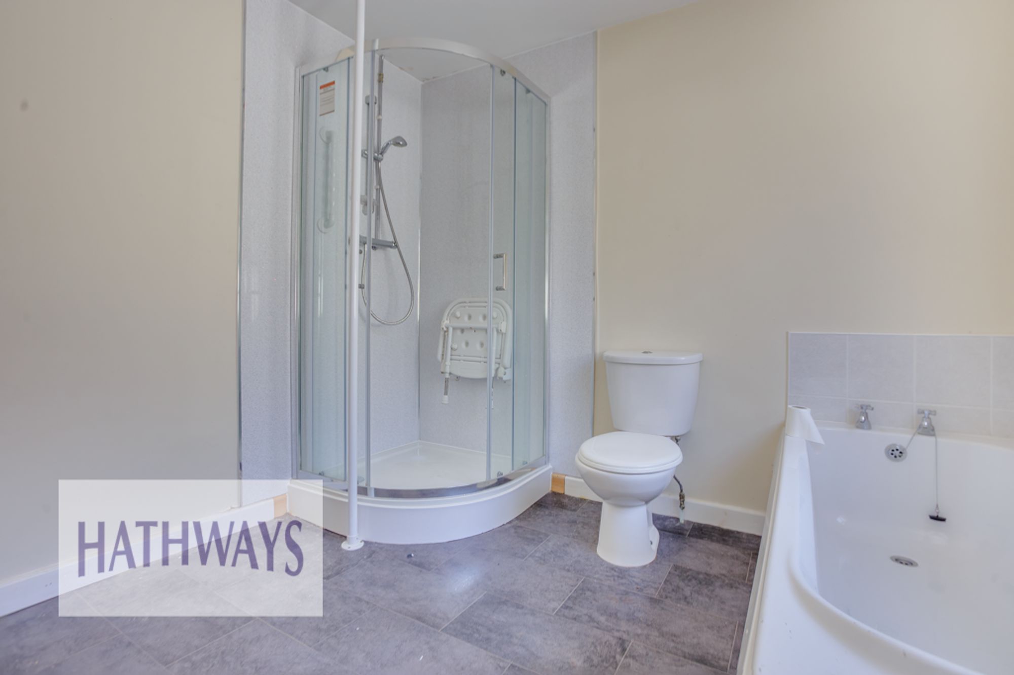 3 bed mid-terraced house for sale in Church Road, Pontnewydd, NP44 29