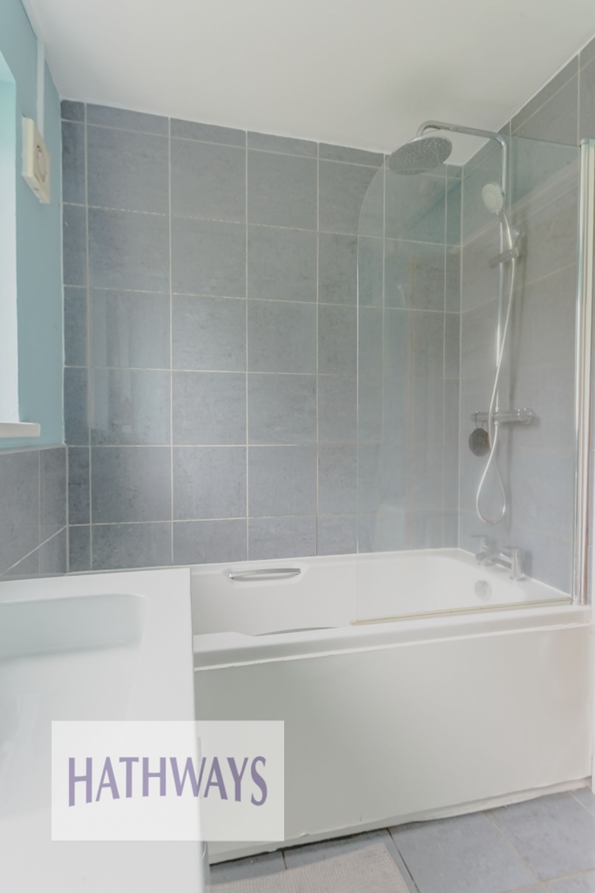 2 bed flat for sale in Oaklands Road, Pontypool  - Property Image 14